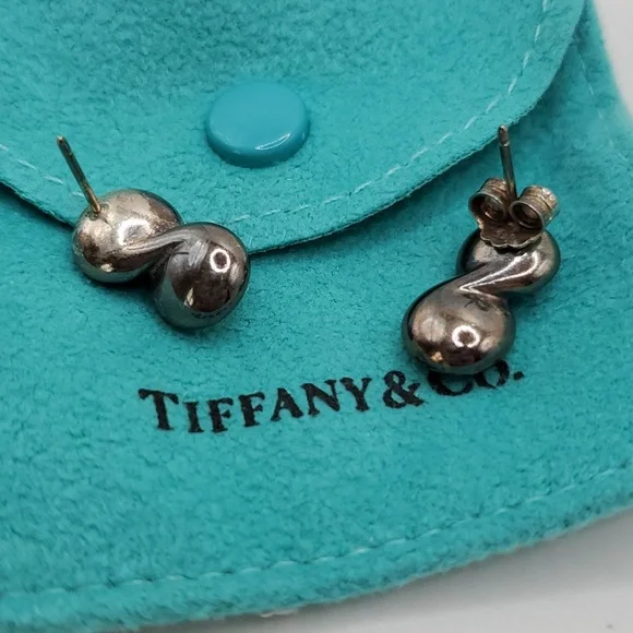 Tiffany & Co. Infinity Pearl Earrings - Sterling Silver & Freshwater Pearl - Picture 3 of 3